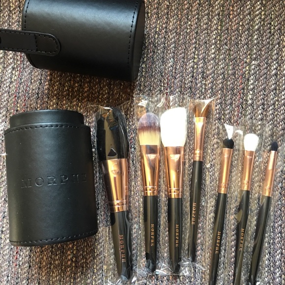 New Morphe Rose ๐น Baes Brush Collection Set - Picture 5 of 6